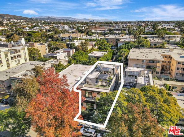 656 Huntley Drive 102, West Hollywood CA 90069