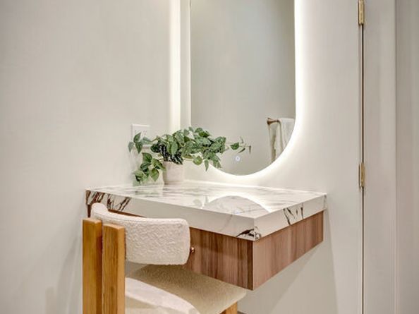 656 Huntley Drive 102, West Hollywood CA 90069