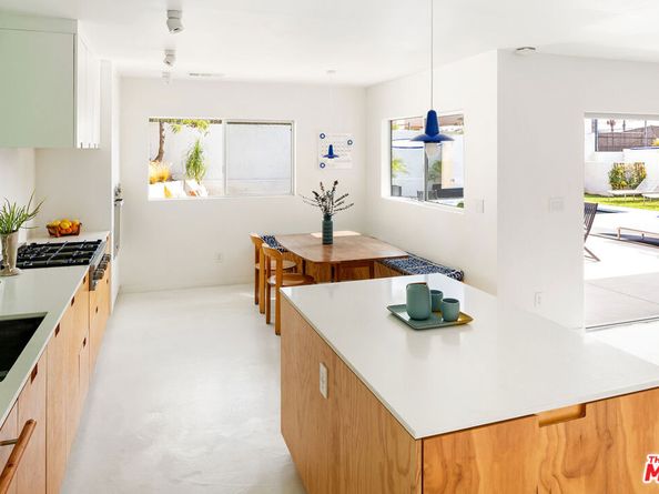 5544 W 63rd Street, Los Angeles CA 90056