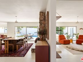 5544 W 63rd Street, Los Angeles CA 90056