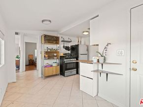 2142 Baxter Street, Los Angeles CA 90039