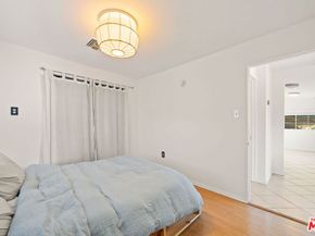 2142 Baxter Street, Los Angeles CA 90039