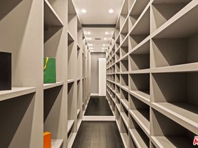 6607 Maryland Drive, Los Angeles CA 90048