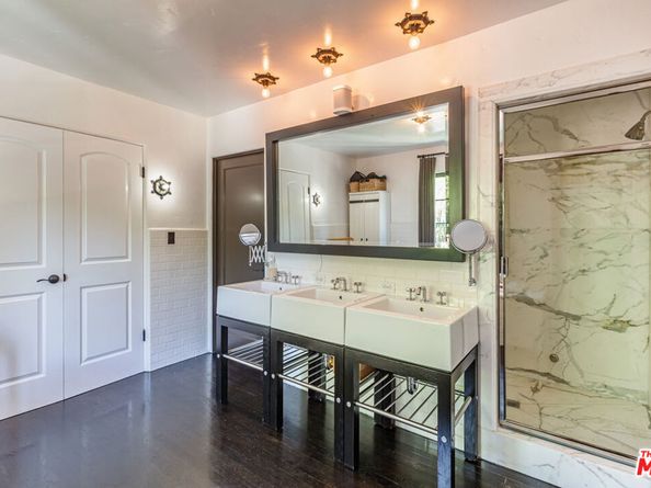 820 N Roxbury Drive, Beverly Hills CA 90210