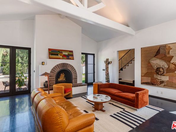 820 N Roxbury Drive, Beverly Hills CA 90210