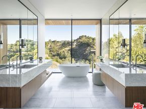 1716 San Remo Drive, Pacific Palisades CA 90272