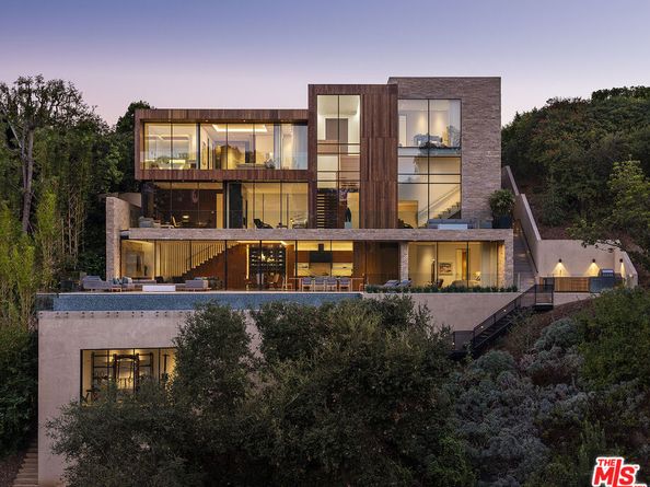 1716 San Remo Drive, Pacific Palisades CA 90272