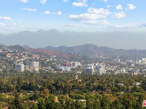 875 Comstock Avenue PHA, Los Angeles CA 90024