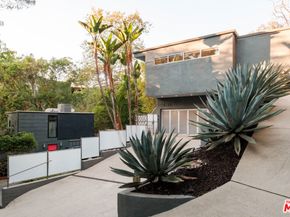 7963 Willow Glen Road, Los Angeles CA 90046