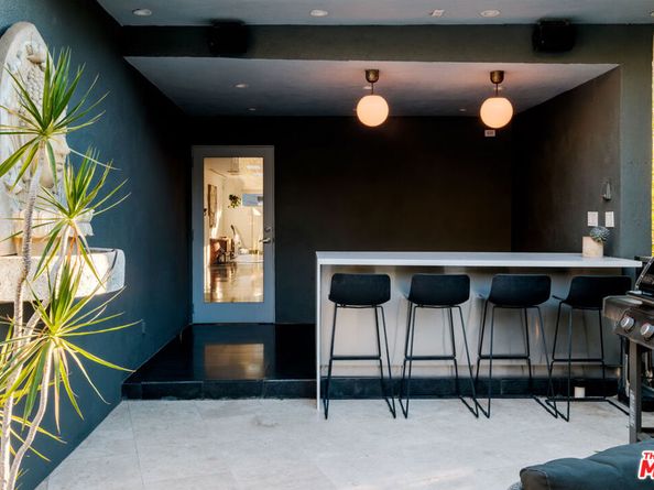 7963 Willow Glen Road, Los Angeles CA 90046