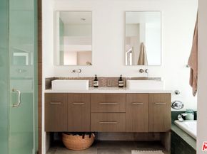 7963 Willow Glen Road, Los Angeles CA 90046