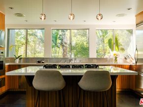 7963 Willow Glen Road, Los Angeles CA 90046