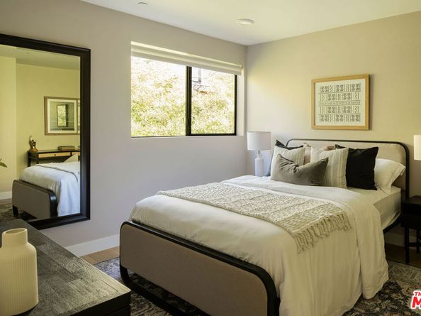 2150 Clifford Street, Los Angeles CA 90026