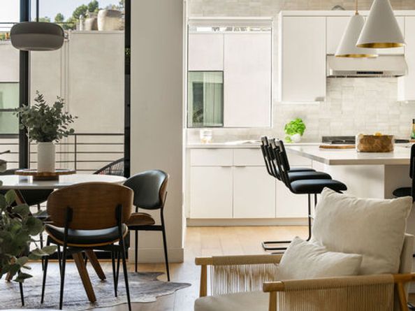 2150 Clifford Street, Los Angeles CA 90026