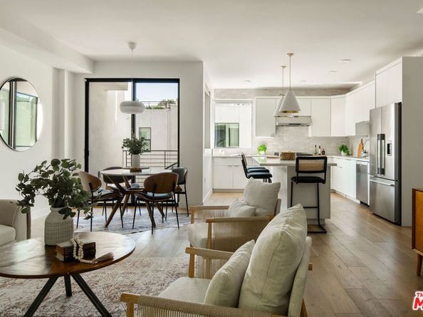 2150 Clifford Street, Los Angeles CA 90026