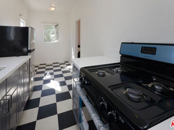 2300 Bellevue Avenue, Los Angeles CA 90026