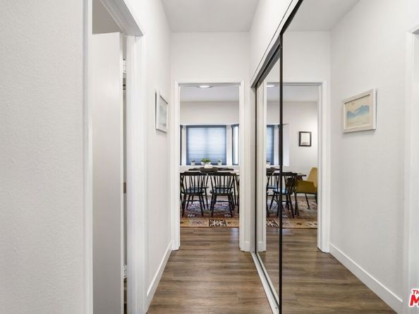 6540 Hayvenhurst Avenue 28, Lake Balboa CA 91406