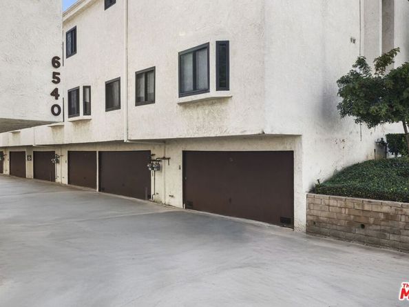 6540 Hayvenhurst Avenue 28, Lake Balboa CA 91406