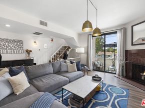 6540 Hayvenhurst Avenue 28, Lake Balboa CA 91406