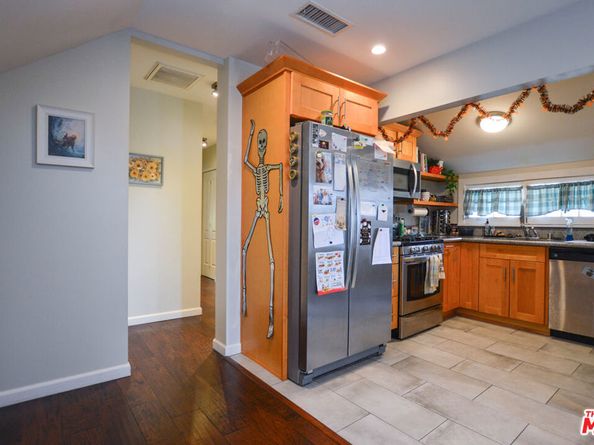2226 W 28th Street, Los Angeles CA 90018