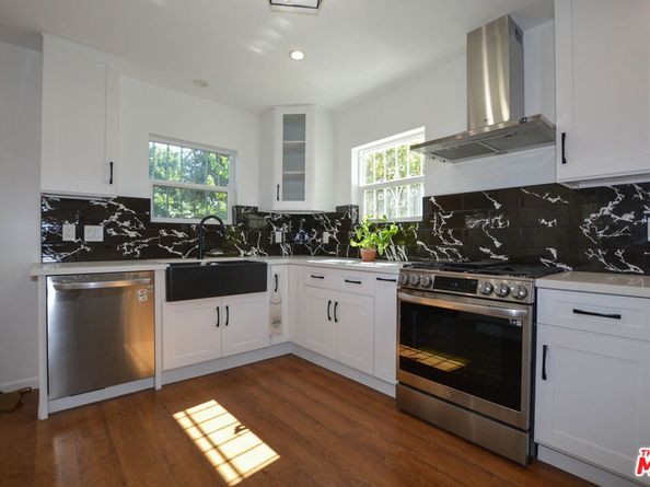 2226 W 28th Street, Los Angeles CA 90018