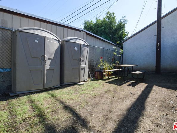 2226 W 28th Street, Los Angeles CA 90018
