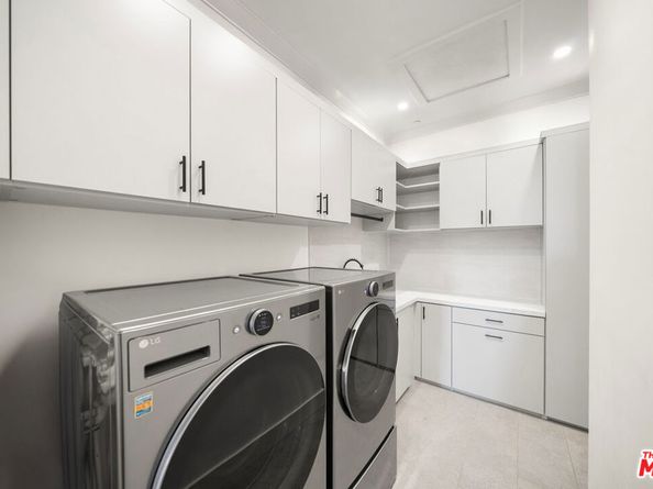 6336 Lindenhurst Avenue, Los Angeles CA 90048