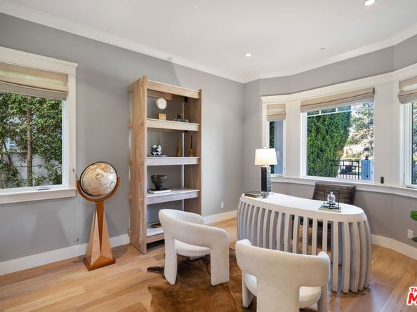 6336 Lindenhurst Avenue, Los Angeles CA 90048