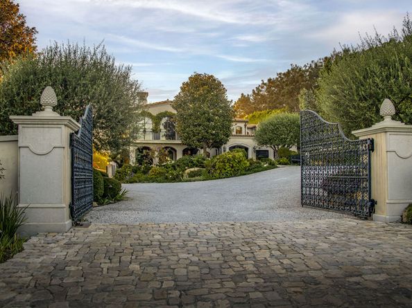 3415 Sweetwater Mesa Road, Malibu CA 90265