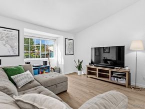 1127 La Tortuga, Vista CA 92081