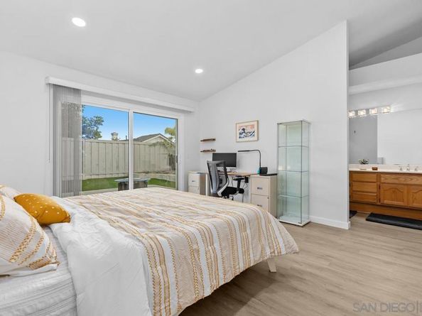 1127 La Tortuga, Vista CA 92081