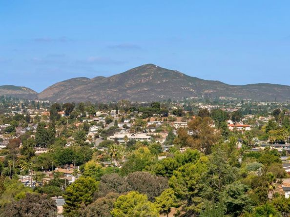 4040 Rosarita Dr, La Mesa CA 91941