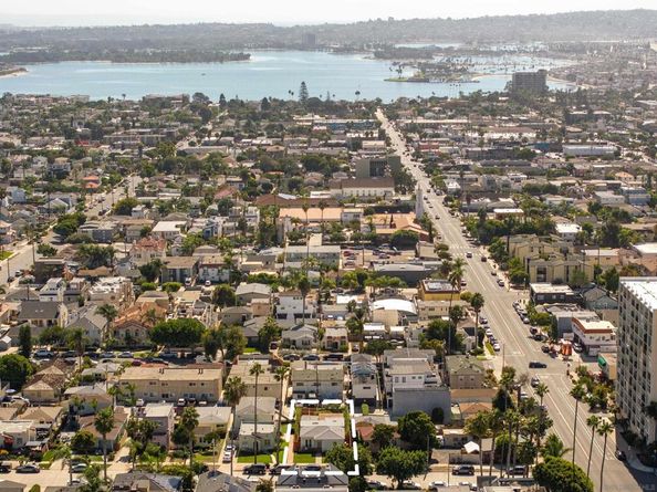 1025 Wilbur Ave, San Diego CA 92109