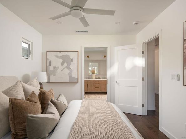 1025 Wilbur Ave, San Diego CA 92109