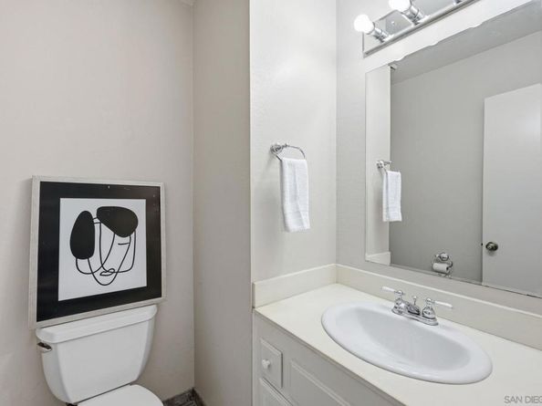 2591 Regent Rd, Carlsbad CA 92010