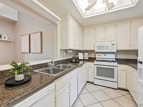 2591 Regent Rd, Carlsbad CA 92010