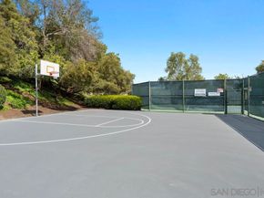 2591 Regent Rd, Carlsbad CA 92010