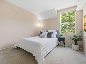 2591 Regent Rd, Carlsbad CA 92010