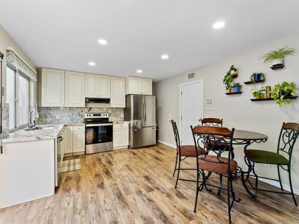 6811 Parkside Avenue, San Diego CA 92139