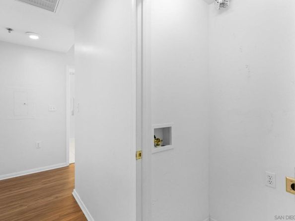 3890 Nobel Dr 1305, San Diego CA 92122