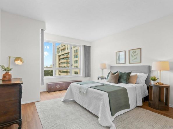 3890 Nobel Dr 1305, San Diego CA 92122