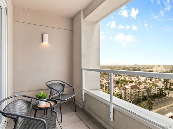 3890 Nobel Dr 1305, San Diego CA 92122