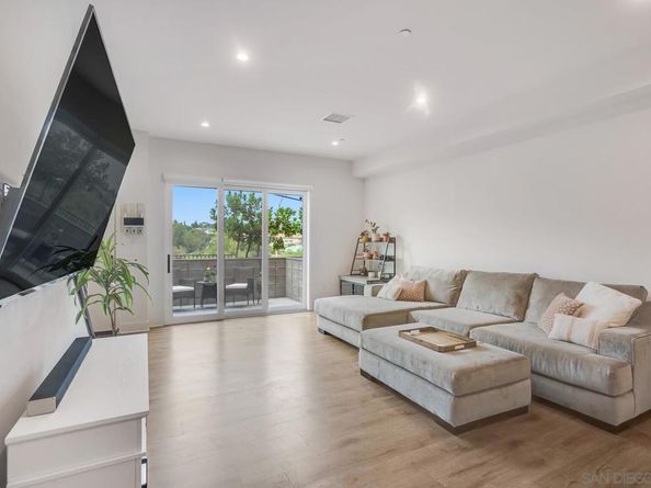 1055 32nd St 8, San Diego CA 92102