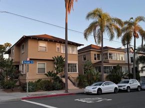 2244 2nd Ave 25, San Diego CA 92101