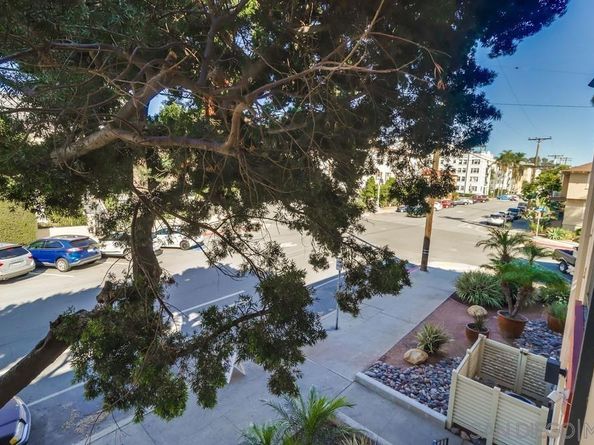 2244 2nd Ave 25, San Diego CA 92101