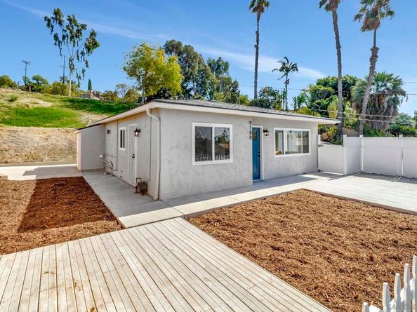 9188 Valencia St, Spring Valley CA 91977