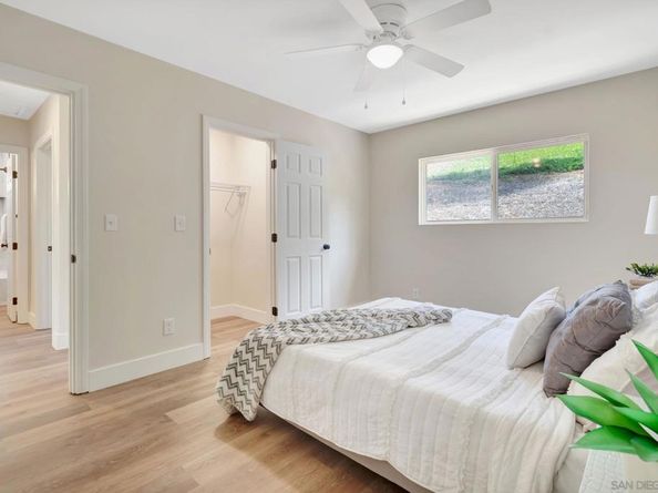 9188 Valencia St, Spring Valley CA 91977