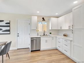 9188 Valencia St, Spring Valley CA 91977