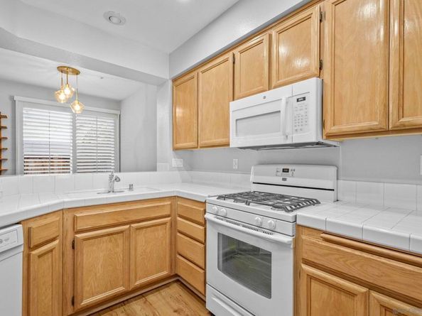 11378 Via Rancho San Diego C, El Cajon CA 92019