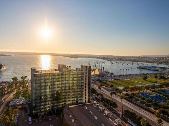 1325 Pacific Hwy 1902, San Diego CA 92101